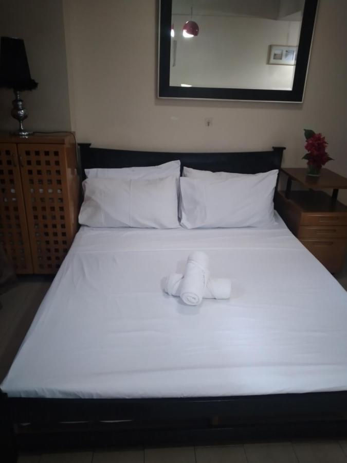Zoe Amarah Condotel Manila Bagian luar foto